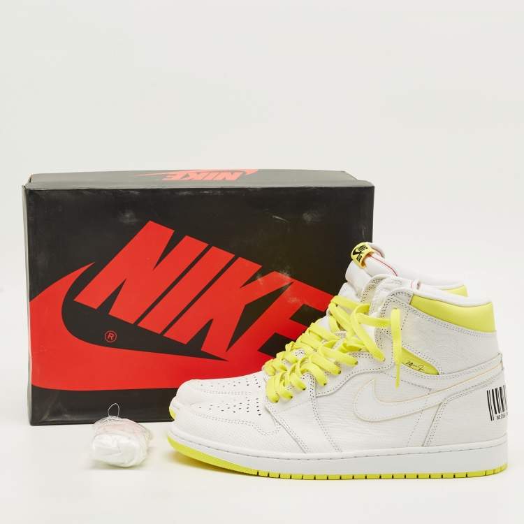 Pre Owned Air Jordans Jordan 1 Retro High First Class Flight Size 46 White/Yellow Leather High Top Sneakers