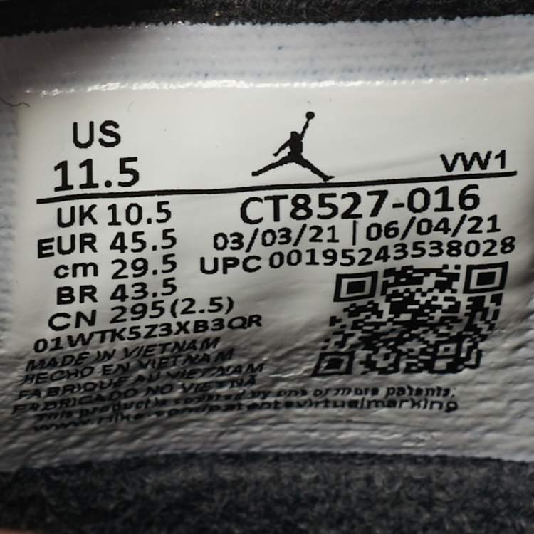 Pre Owned Air Jordans Jordan 4 Retro Red Thunder Size 45.5 Black/Red Nubuck Leather High Top Sneakers