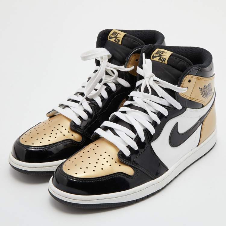 Motel Genveje klassisk Air Jordans Black/Gold Patent Leather Air Jordan 1 Retro High Top Sneakers  Size 45 Air Jordans | TLC