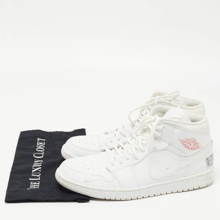 Pre Owned Air Jordan White Leather Jordan 1 Mid SE Nike Swoosh On Tour Sneakers 47.5 