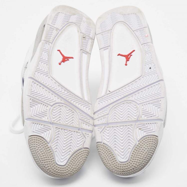 مملوكة مسبقًا Air Jordan White Leather and Fabric 4 Retro White Oreo Sneakers Size 44