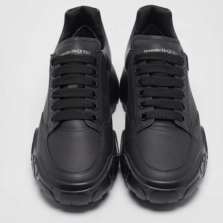 Pre Owned Alexander McQueen Black Leather Oversized Runner Lace Up Sneakers Size 43