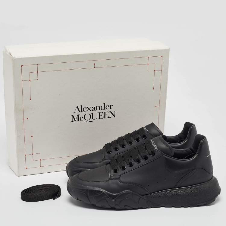 Pre Owned Alexander McQueen Black Leather Oversized Runner Lace Up Sneakers Size 43