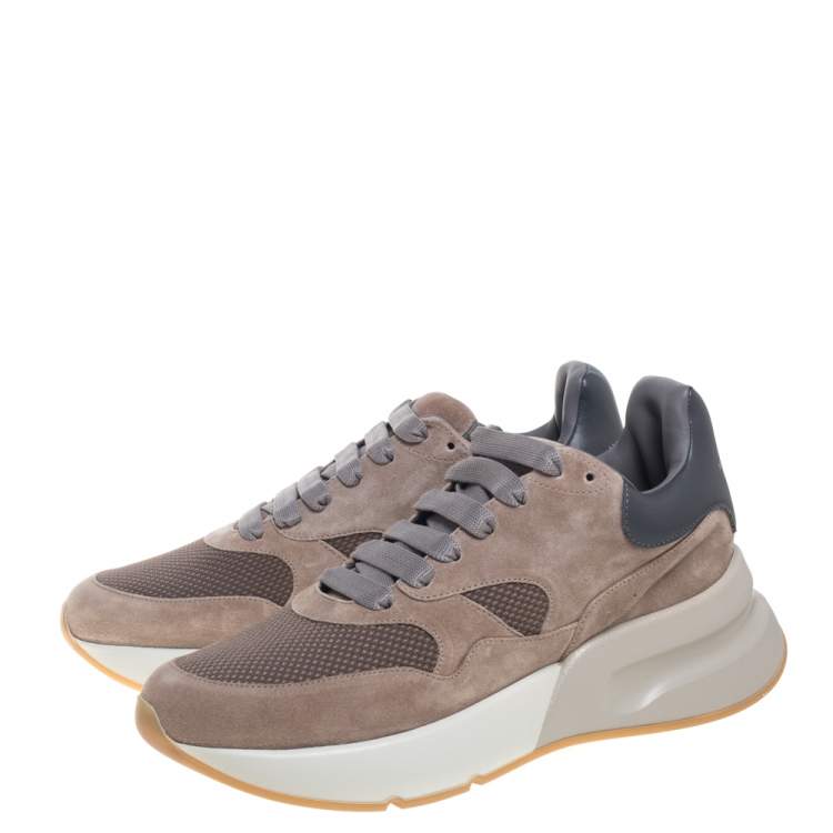 Pre Owned Alexander McQueen Beige/Grey Suede Leather And Mesh Runner Raised Sole Low Top Sneakers Size 42