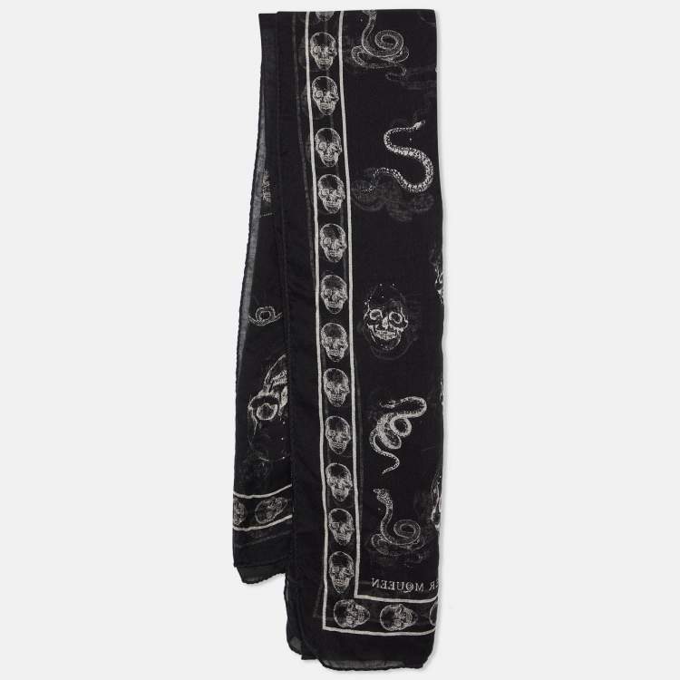 Pre Owned Alexander McQueen Black Skull Print Silk & Modal Scarf
