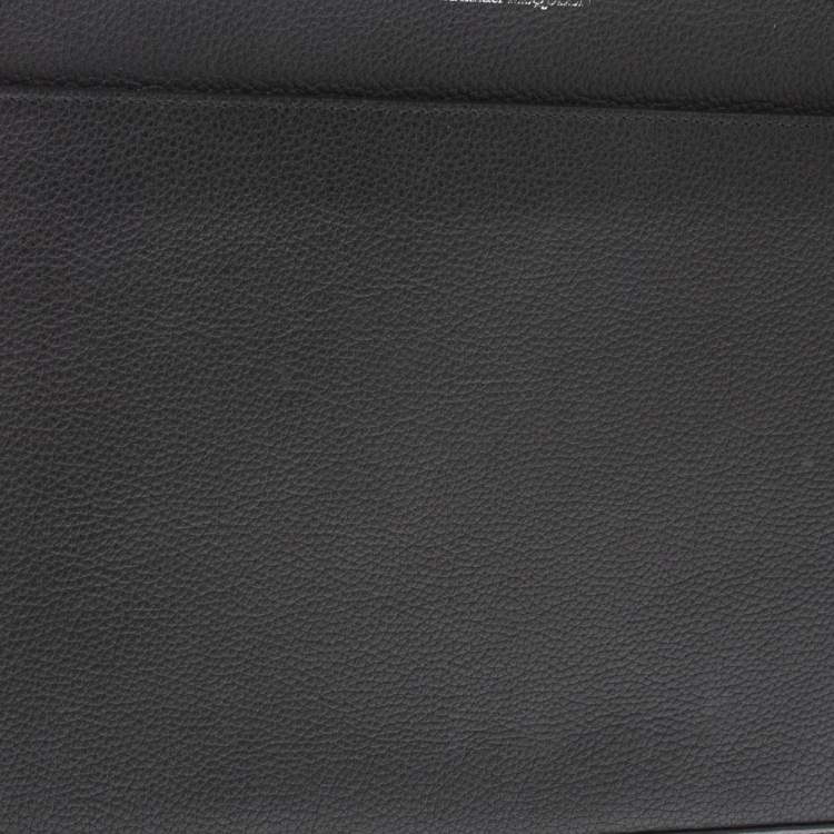 Pre Owned Alexander McQueen Black Leather Half Zip Pouch