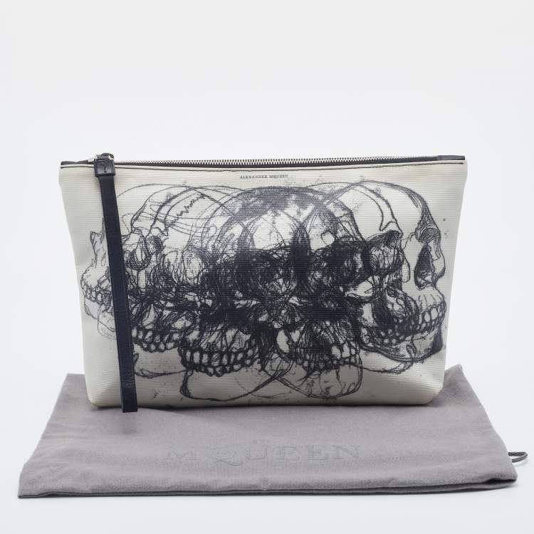 Pre Owned Alexander Mcqueen White Skull Printed Coated Canvas Zip Pouch