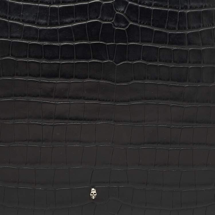 Pre Owned Alexander McQueen Black Croc Embossed Leather Zip Around Pouch