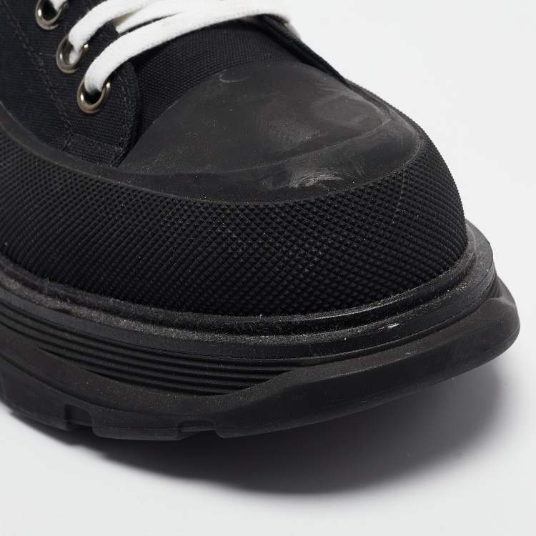 Pre Owned Alexander McQueen Black Lace Up Sneakers Size 42