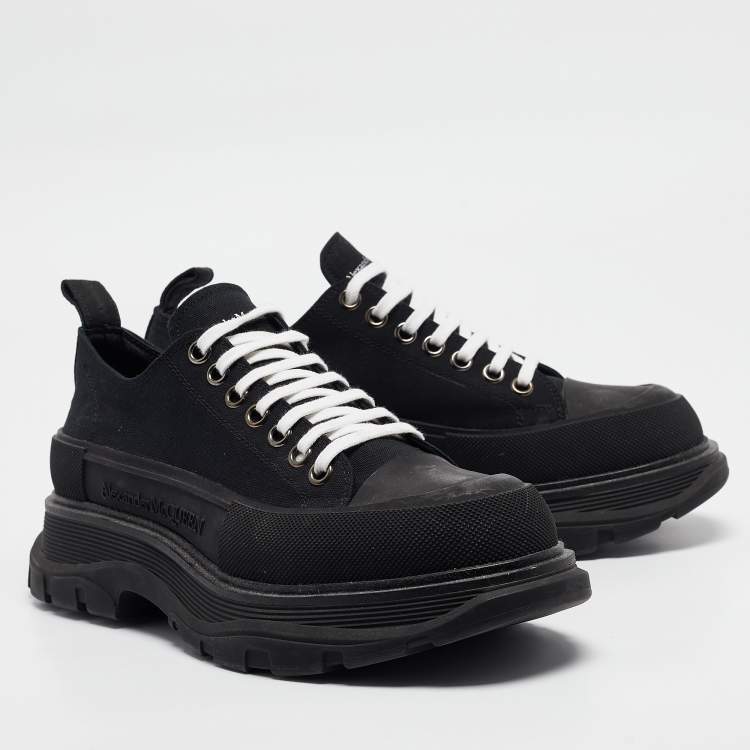 Pre Owned Alexander McQueen Black Lace Up Sneakers Size 42