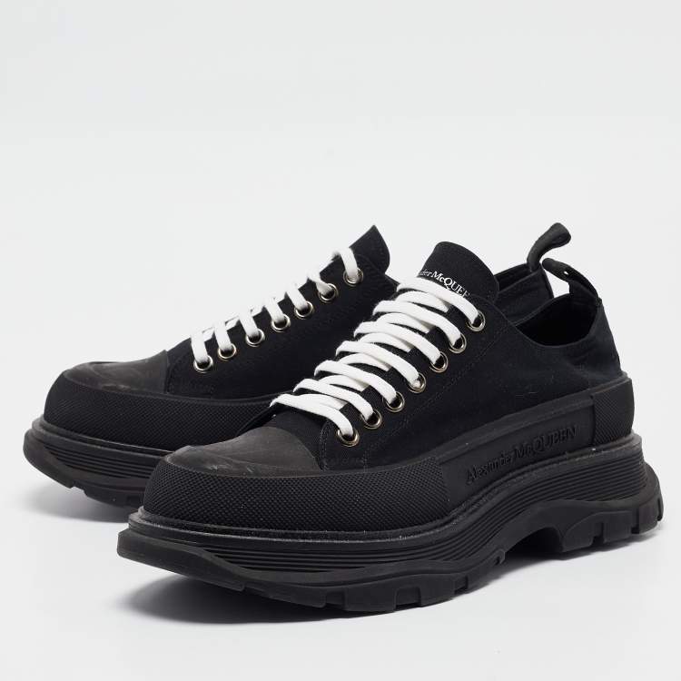 Pre Owned Alexander McQueen Black Lace Up Sneakers Size 42