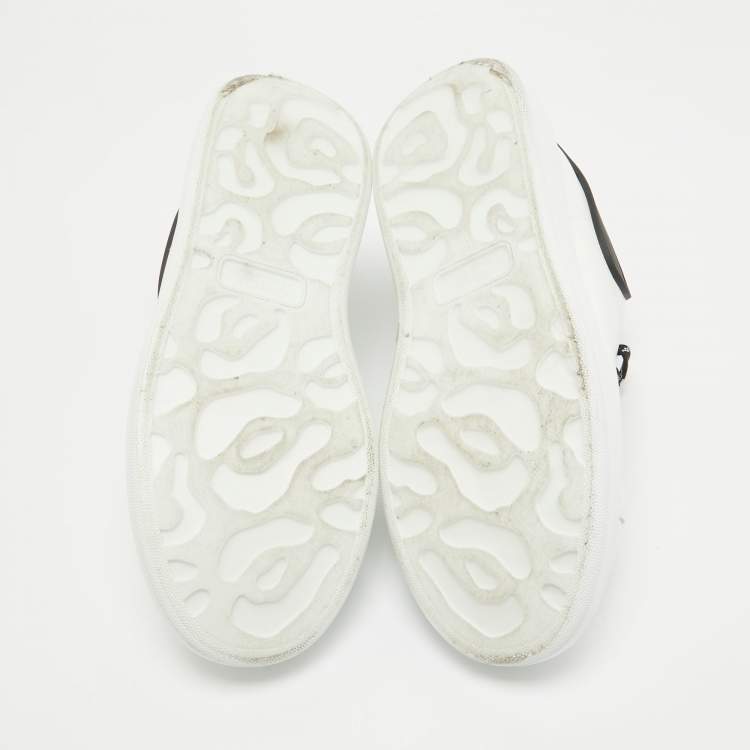 مملوكة مسبقًا Alexander McQueen White Leather Oversized Lace Up Sneakers Size 42