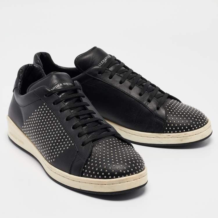 Pre Owned Alexander McQueen Black Leather Mainline Studded Low Top Sneakers Size 44