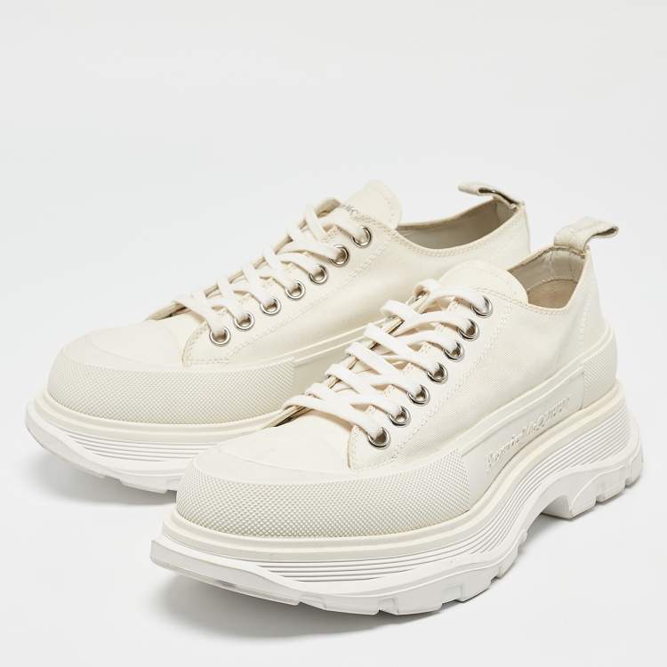 スニーカー Alexander Mcqueen White canvas Tread Slick sneakers Alexander Mcqueen Tread Slick Sneakers - White/Logo Multi