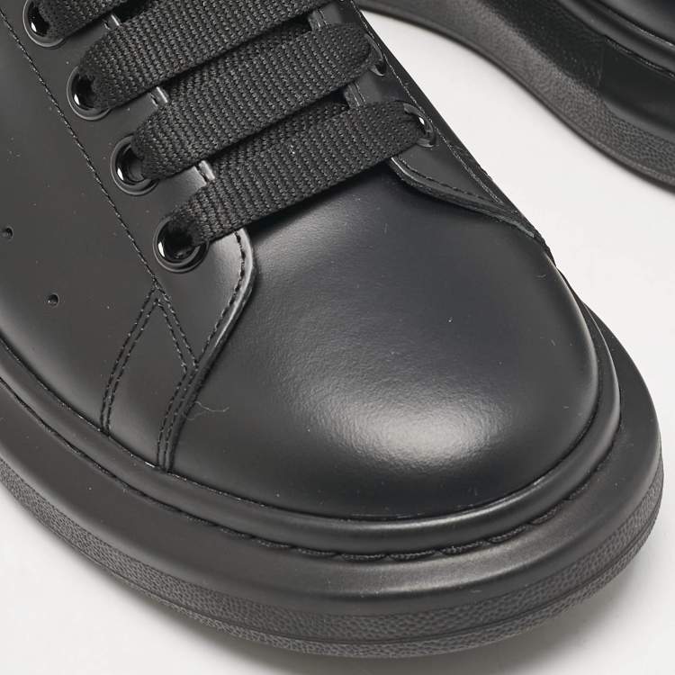 Pre Owned Alexander McQueen Black Leather Larry Low Top Sneakers Size 43