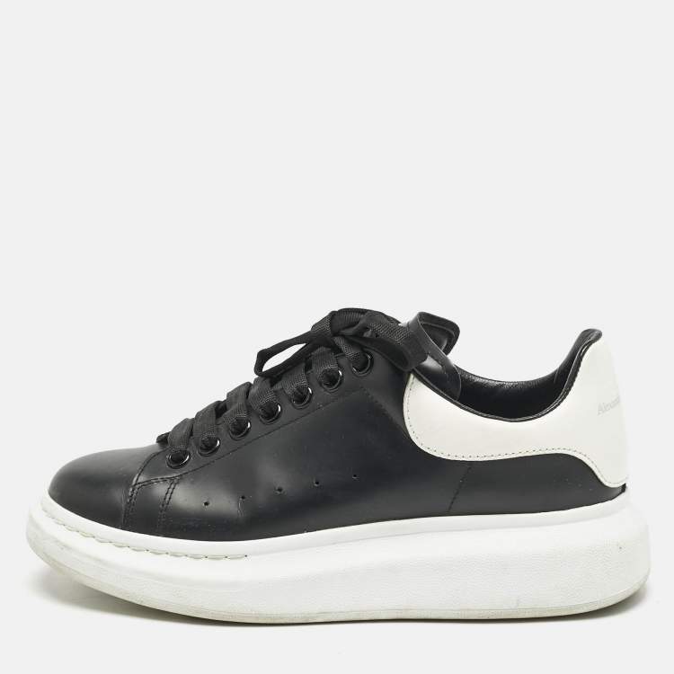 Pre Owned Alexander McQueen Black/White Leather Larry Sneakers Size 40