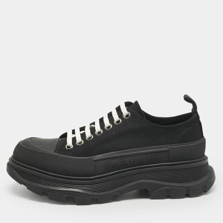Pre Owned Alexander McQueen Black Canvas And Rubber Tread Slick Low Top Sneakers Size 42.5