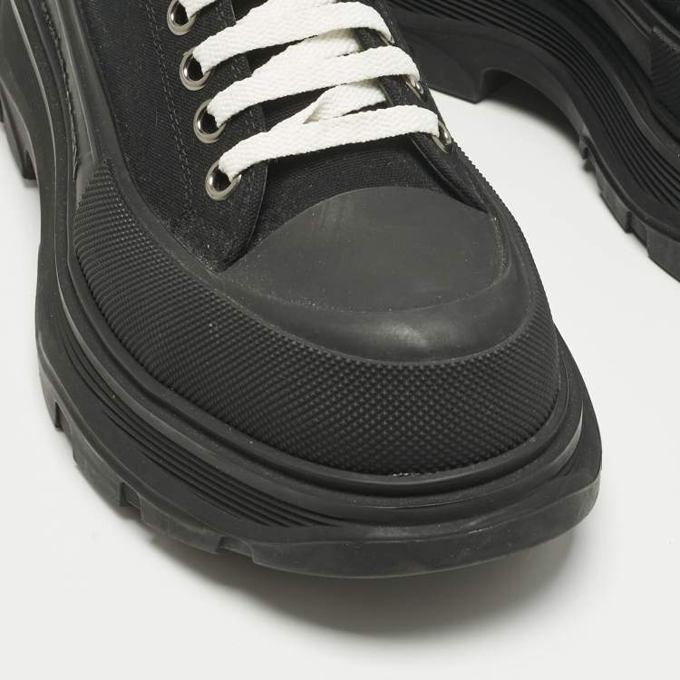 Pre Owned Alexander McQueen Black Canvas And Rubber Tread Slick Low Top Sneakers Size 42.5