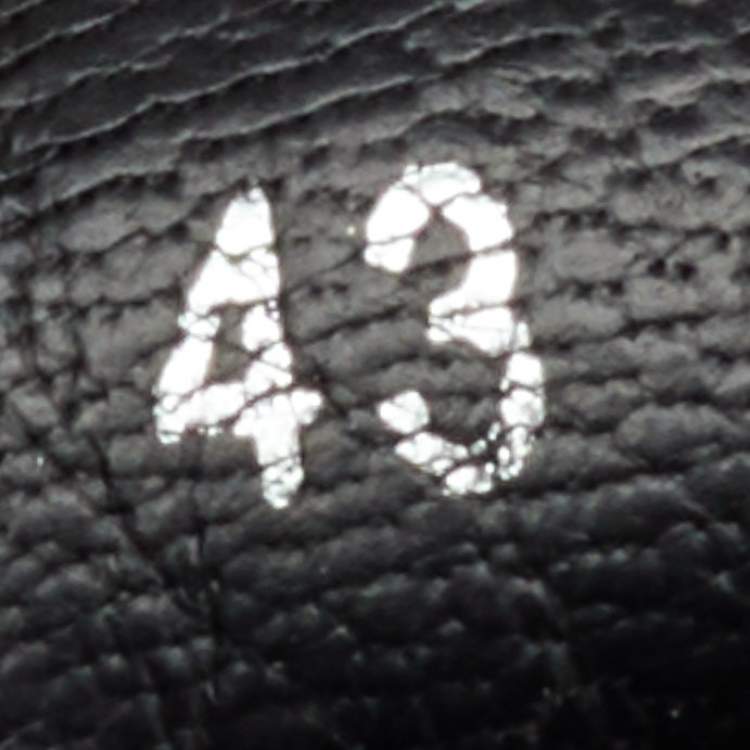 Pre Owned Alexander McQueen Black Canvas and Rubber Tread Slick Low Top Sneakers Size 43