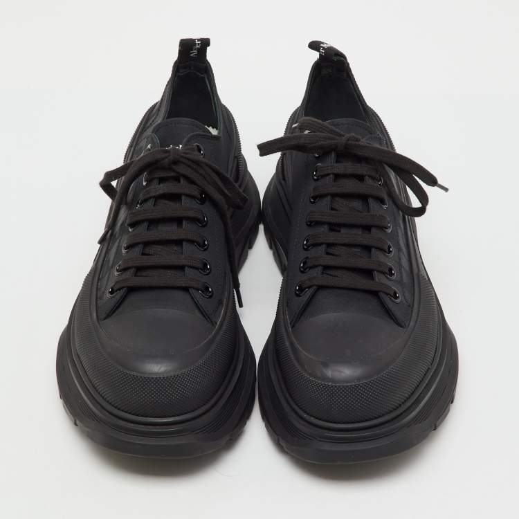 Pre Owned Alexander McQueen Black Canvas and Rubber Tread Slick Low Top Sneakers Size 43