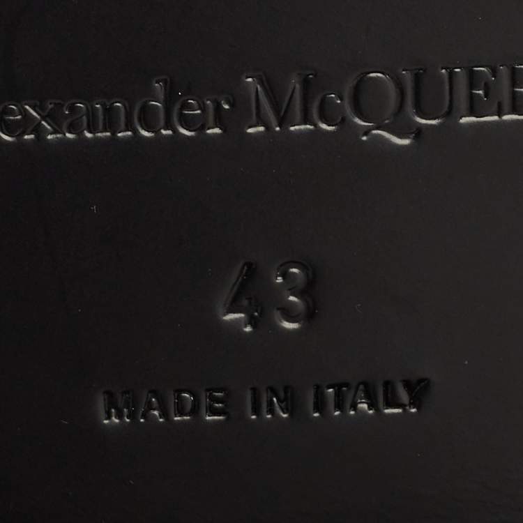 Pre Owned Alexander McQueen Size 43 Black Leather Logo-Plaque  Loafers