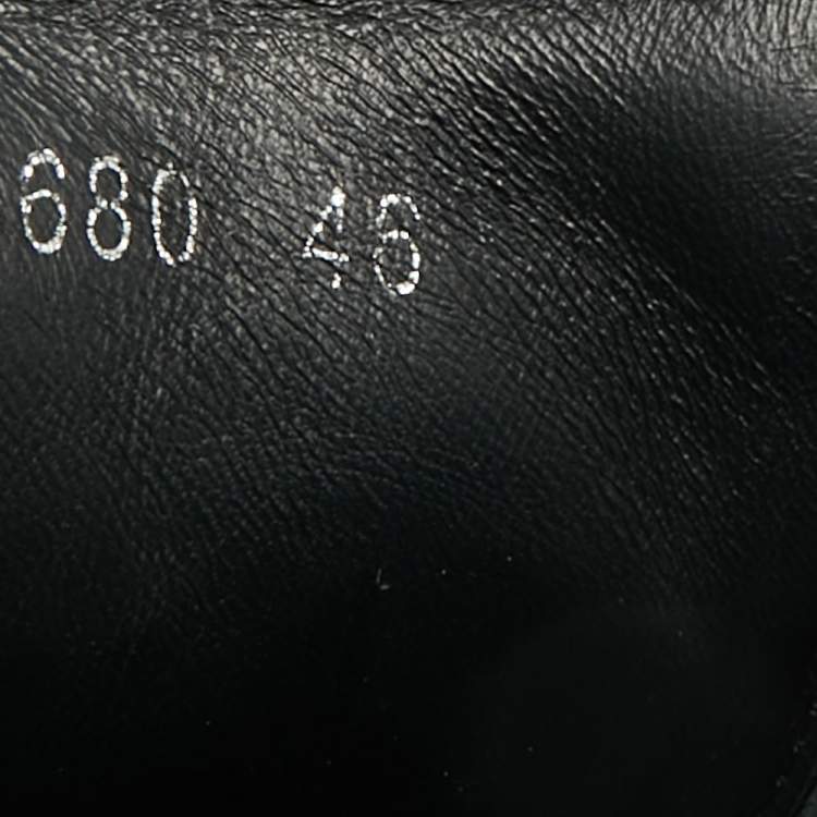 Pre Owned حذاء رياضي أليكساند ر ماكوين رانر جلد أبيض نمط كبير مقاس 46