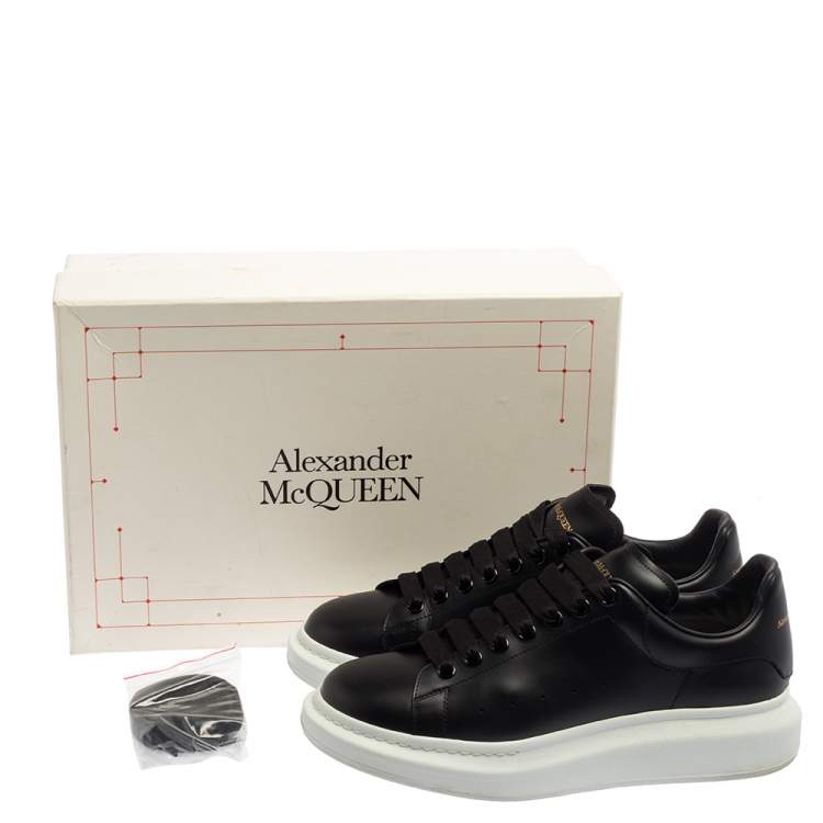 Pre Owned Alexander McQueen Black Leather Larry Low Top Sneaker Size 42.5
