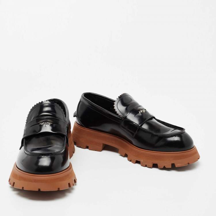 Pre Owned Alexander McQueen Black/Brown Leather Tread Penny Loafers Size 41