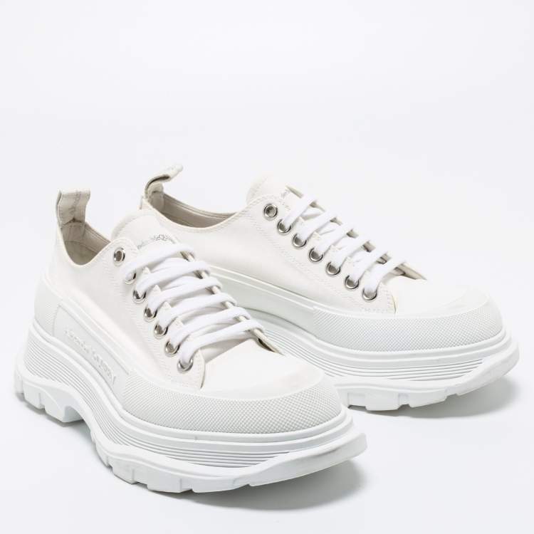 Pre Owned Alexander Mcqueen White Canvas Tread Slick Lace Up Sneakers  40