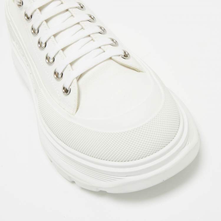 Pre Owned Alexander Mcqueen White Canvas Tread Slick Lace Up Sneakers Size 42