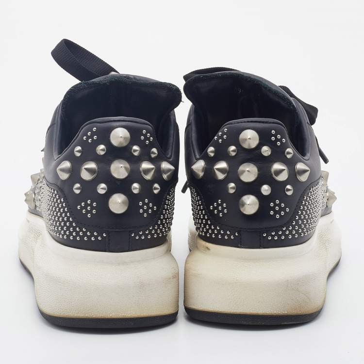 Pre Owned Alexander McQueen Black Leather Studded Low Top Sneakers Size 43