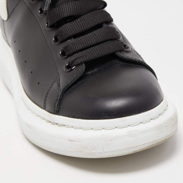 Pre Owned Alexander McQueen Black/White Leather Oversized Sneakers Size 41