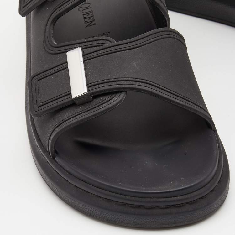 Pre Owned Alexander McQueen Black Rubber Birke Buckle Detail Slide Sandals Size 45