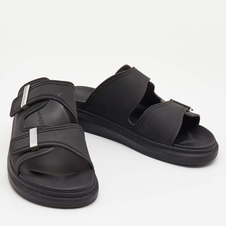 Pre Owned Alexander McQueen Black Rubber Birke Buckle Detail Slide Sandals Size 45