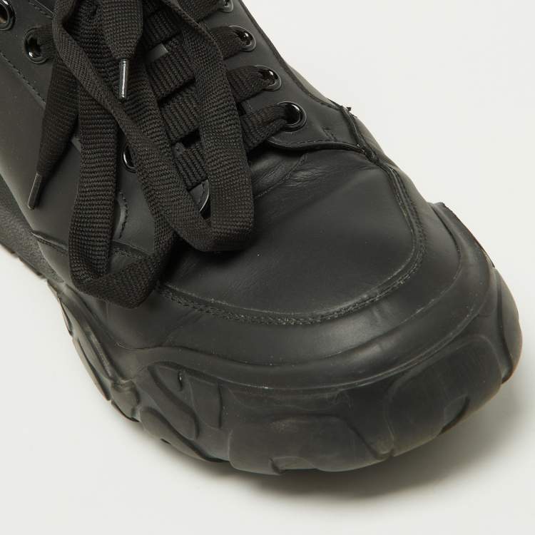 Pre Owned Alexander McQueen Black Leather Oversized Runner Low Top Sneakers Size 44