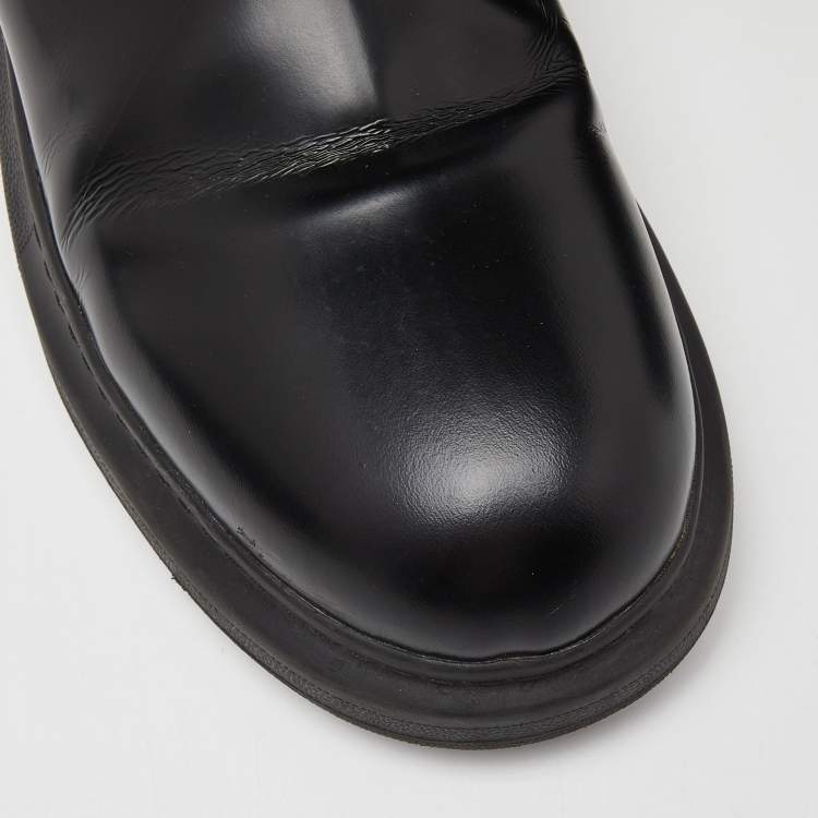 مملوكة مسبقًا Alexander Mcqueen Black Leather Ankle Boots Size 45