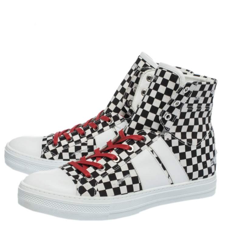 checkered canvas shoes