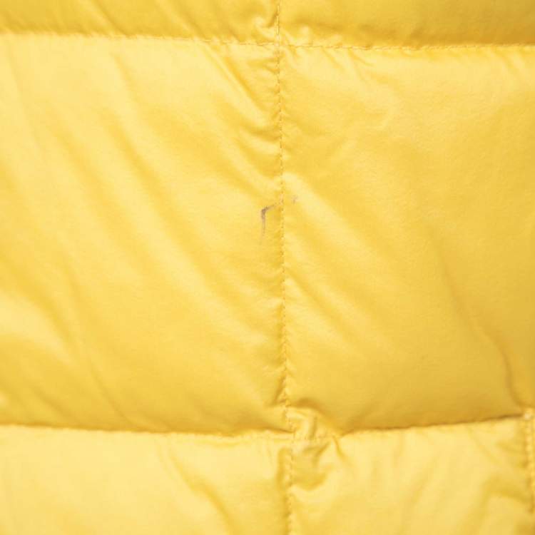 Pre Owned Armani Collezioni Yellow Synthetic Sleeveless Down Jacket M