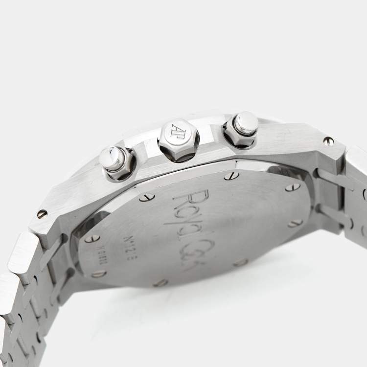 Pre Owned Audemars Piguet Silver Stainless Steel Royal Oak 26300ST.OO.1110ST.05 Men's Wristwatch 39 mm