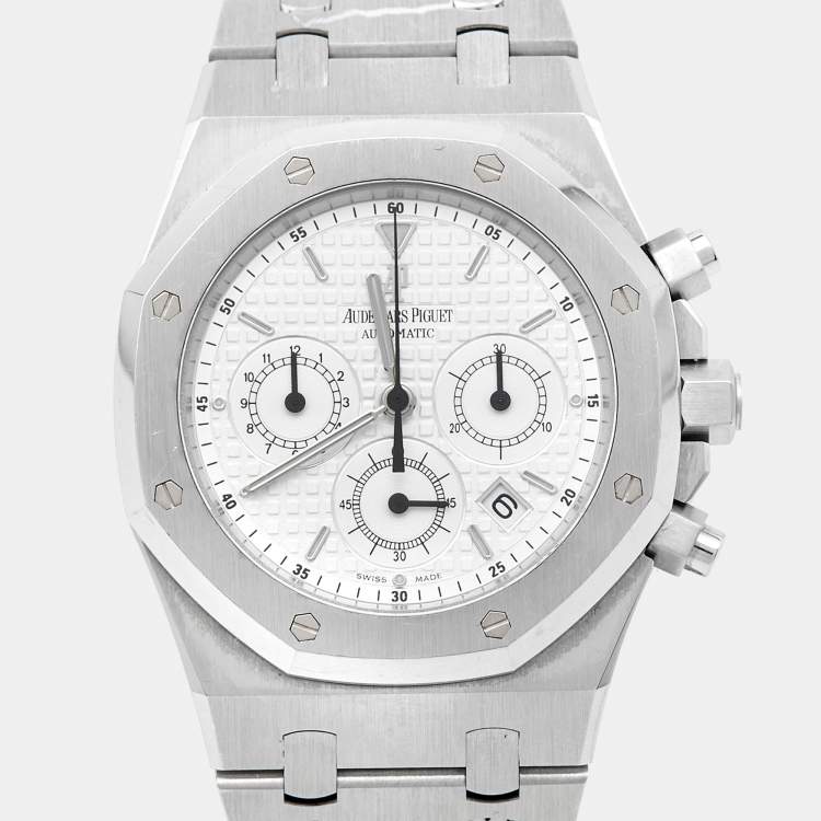 Pre Owned Audemars Piguet Silver Stainless Steel Royal Oak 26300ST.OO.1110ST.05 Men's Wristwatch 39 mm
