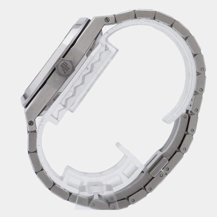 Pre Owned Audemars Piguet Royal Oak 15450ST.OO.1256ST.01.A Automatic Silver Stainless Steel Men's Wristwatch 37 mm