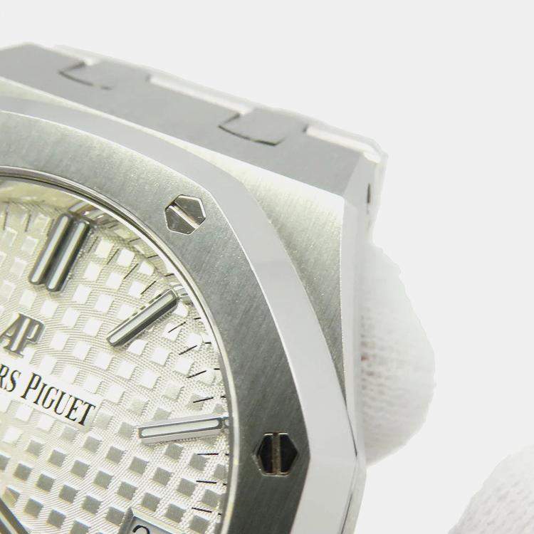 Pre Owned Audemars Piguet Royal Oak 15450ST.OO.1256ST.01.A Automatic Silver Stainless Steel Men's Wristwatch 37 mm