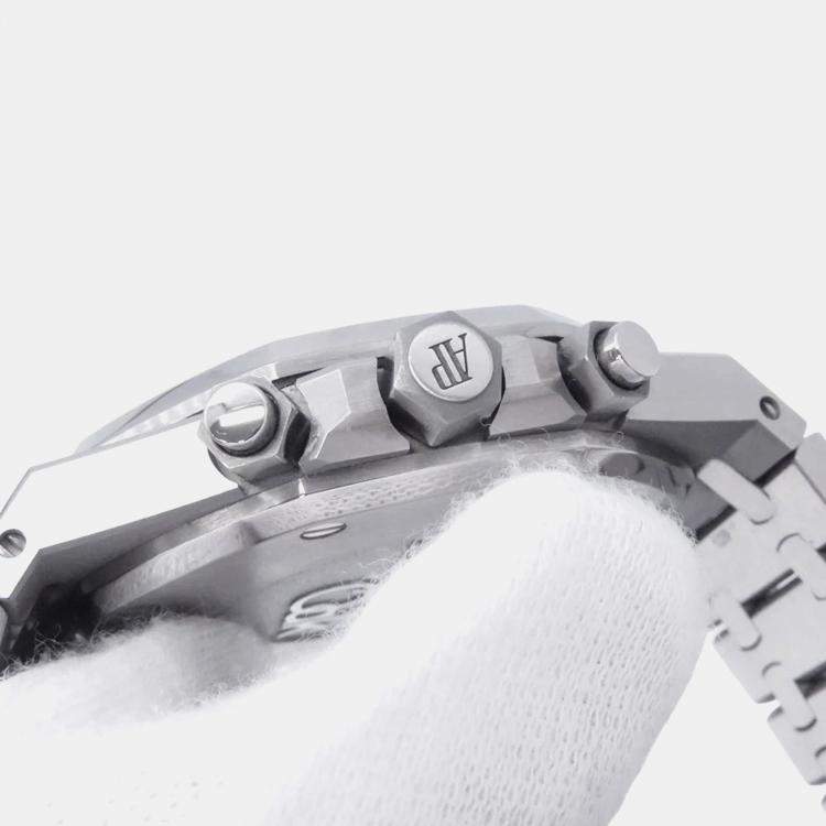 Pre Owned Audemars Piguet Royal Oak 26331ST.OO.1220ST.02 Automatic Black Stainless Steel Men's Wristwatch 41 mm