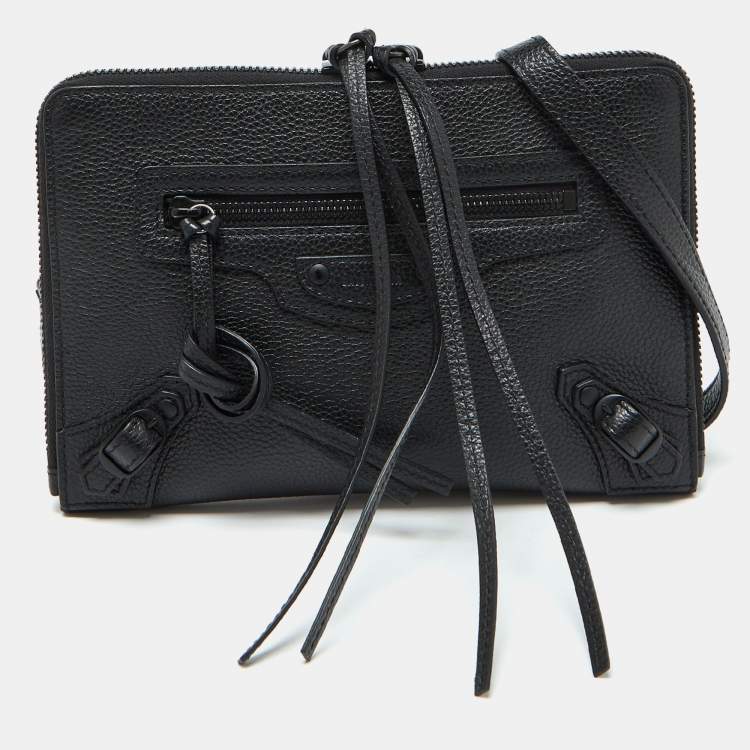 Pre Owned Balenciaga Black Leather Neo Classic Clutch
