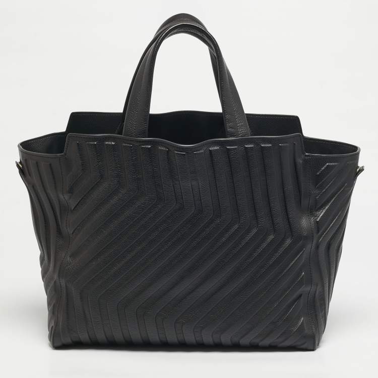 Pre Owned Balenciaga Car East West M Black Embossed Leather Tote