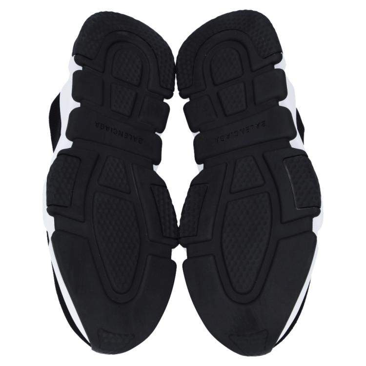 مملوكة مسبقًا Balenciaga Black/White Men's Speed Recycled Sneaker EU 43