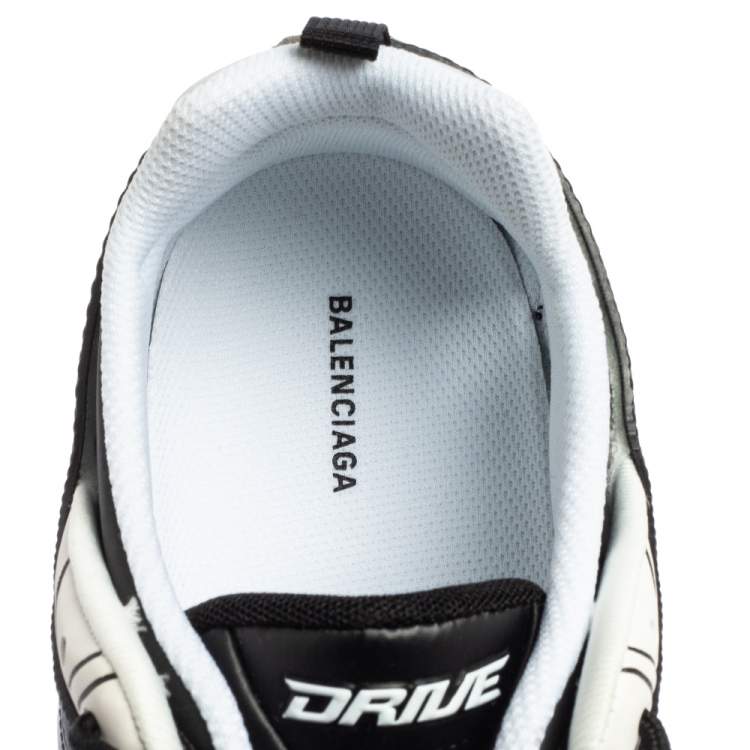 مملوكة مسبقًا Balenciaga Black/White Leather And Mesh Drive Sneakers Size 45