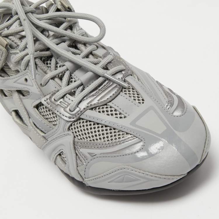 Pre Owned Balenciaga Grey Leather and Mesh Drive Sneakers Size 41