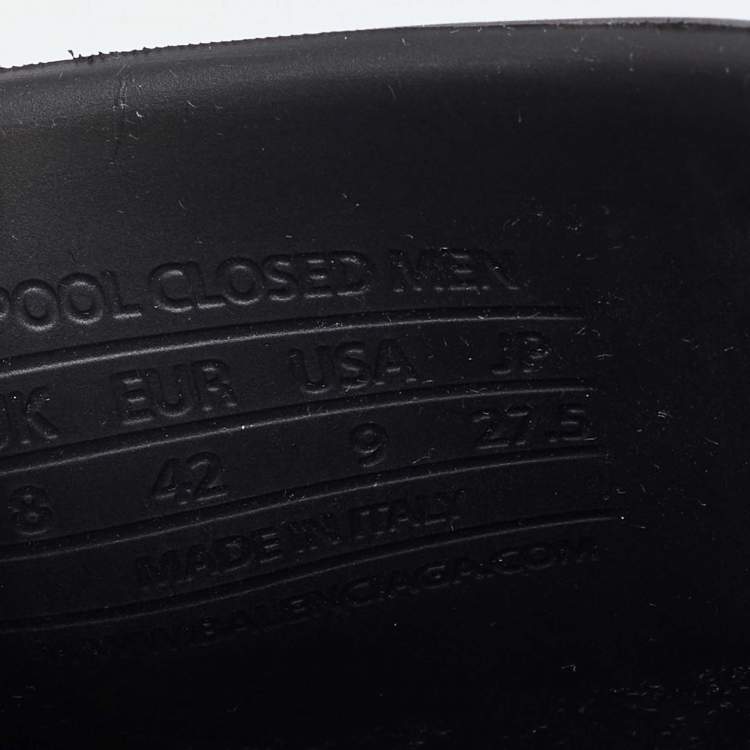 Pre Owned Balenciaga Black Rubber Flat Mules Size 42