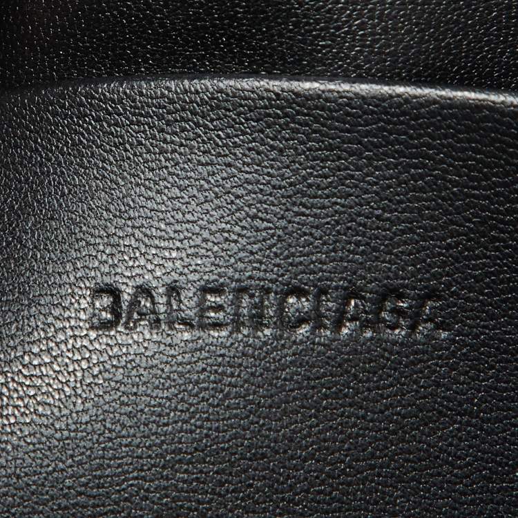 Pre Owned Balenciaga Black Leather Tuck-lock Shoulder Bag